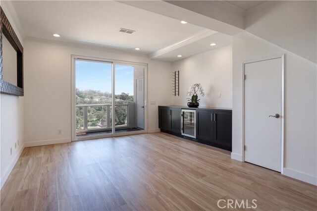 Building Photo - 30902 Club House Dr