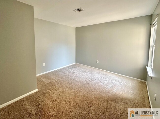 Building Photo - 7 Boyard Ct