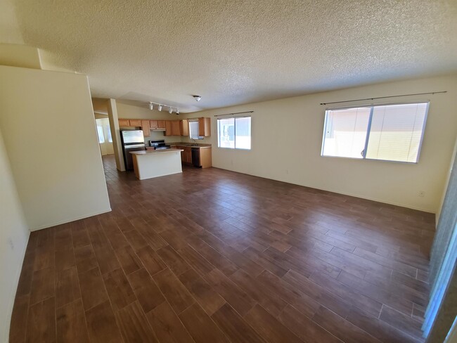 Building Photo - 3428 W Courtney Crossing Ln