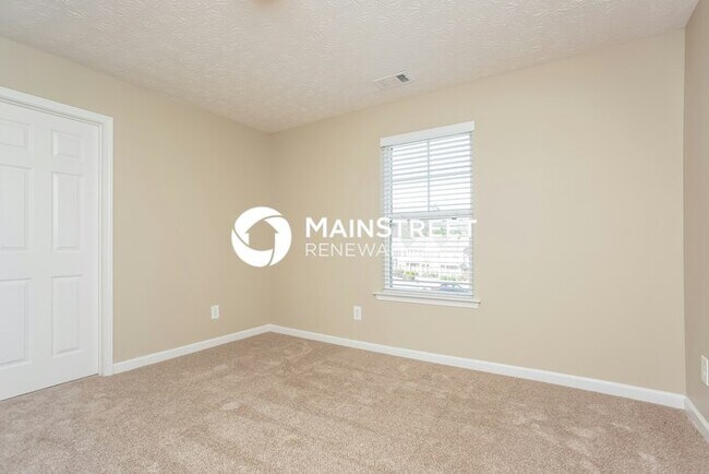 Building Photo - 3 Bedroom Pet-Friendly Home in Atlanta, GA with Main Street Renewal