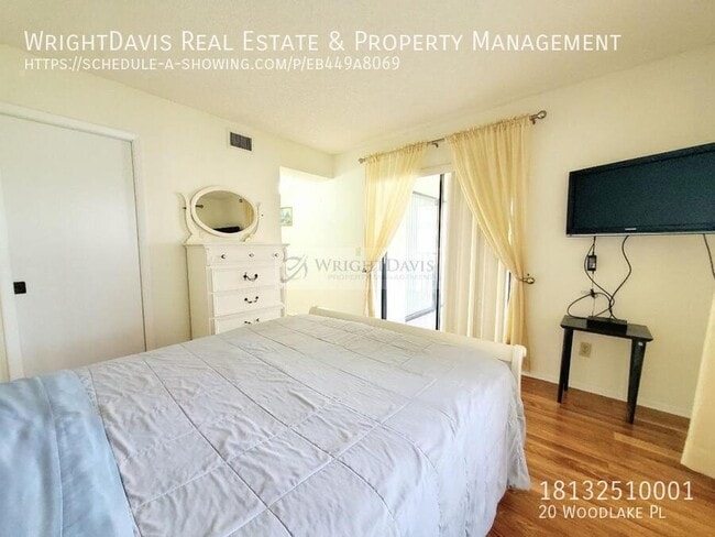 Building Photo - 20 Woodlake Pl