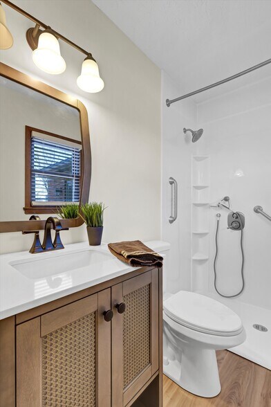 Building Photo - 10312 Going Ct