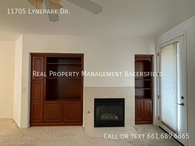 Building Photo - 11705 Lynepark Dr