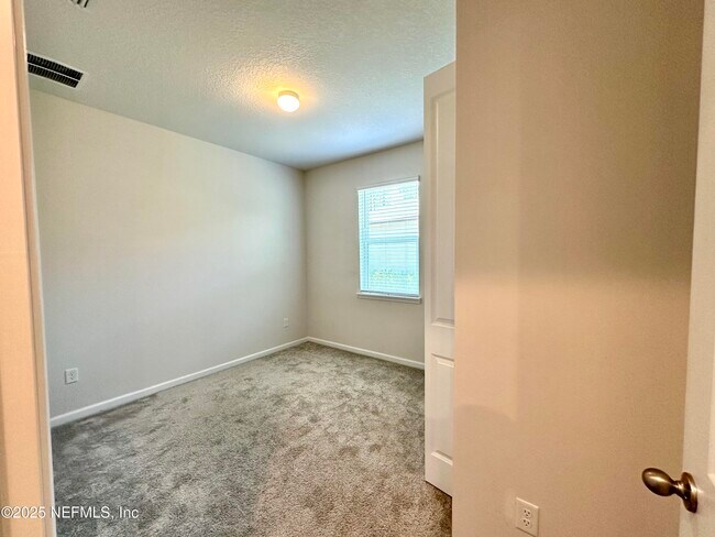 Building Photo - 75310 White Rabbit Ave