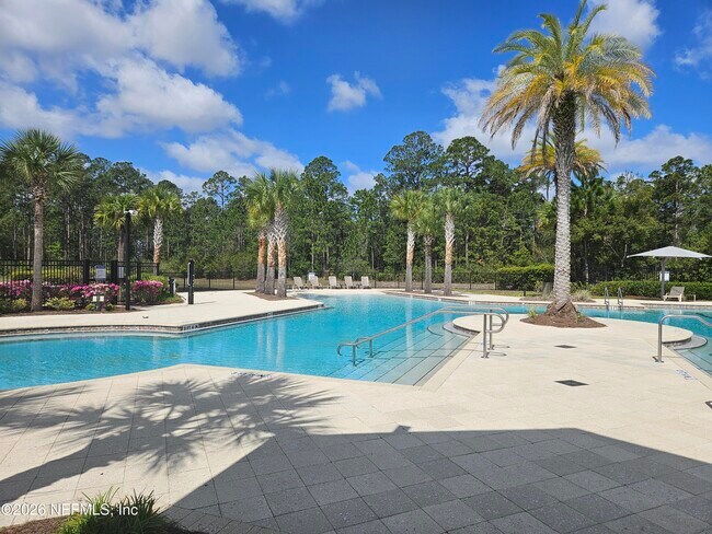 Building Photo - 10330 Alder Creek Ln