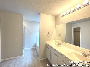 Building Photo - 2966 Daisy Meadow