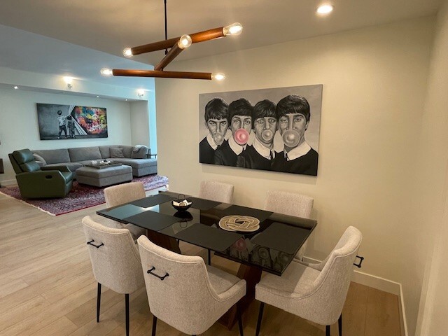 Building Photo - 10433 Wilshire Blvd