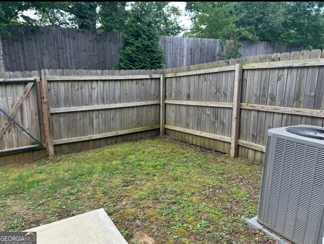 Building Photo - 18 Steelwood Ct