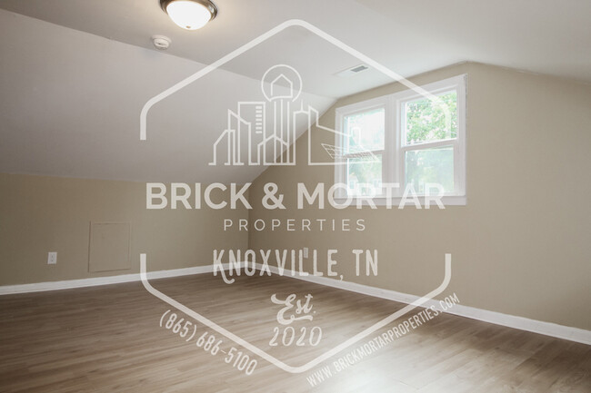 Building Photo - 2611 Edgewood Ave