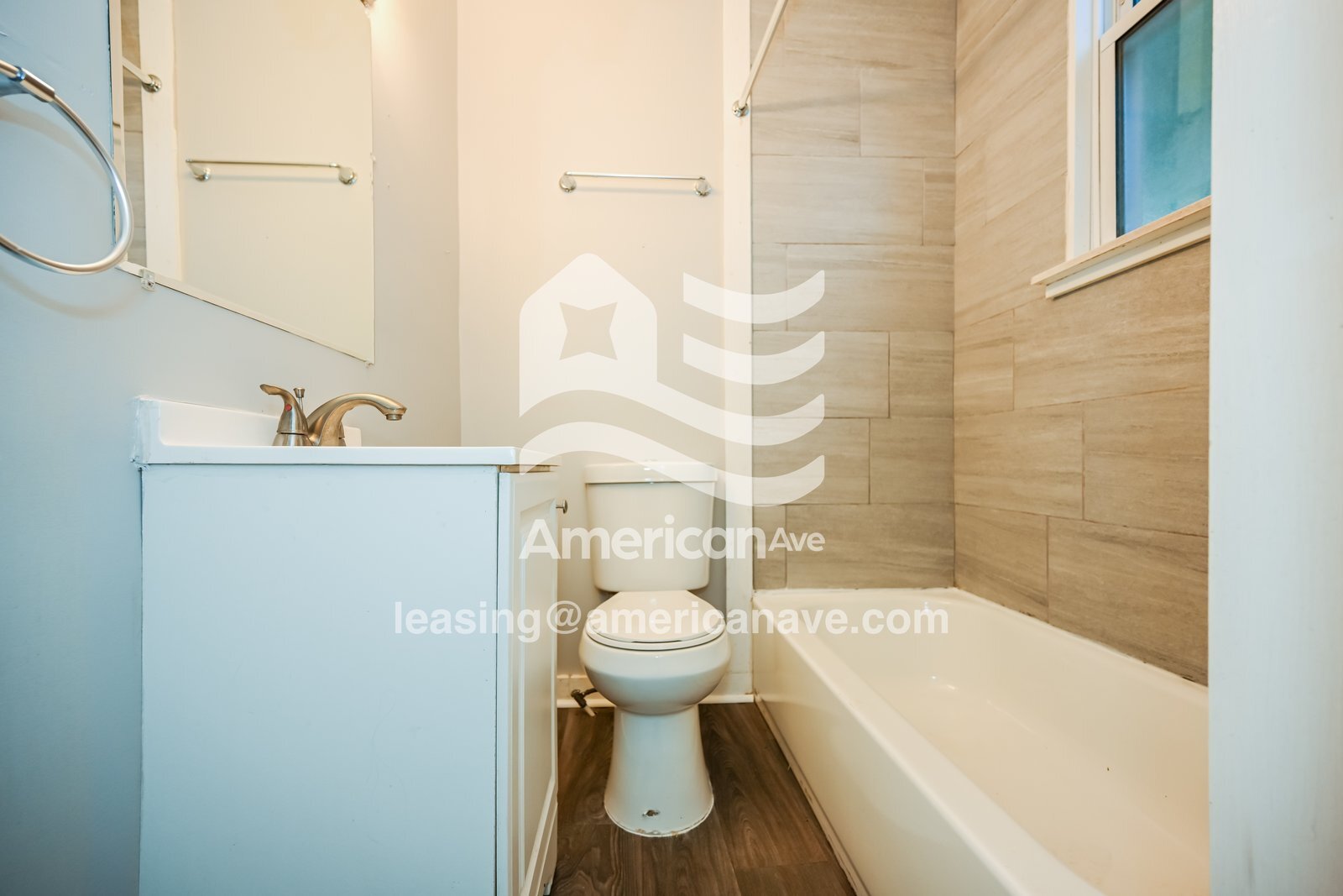 Building Photo - 908 Maple Ave