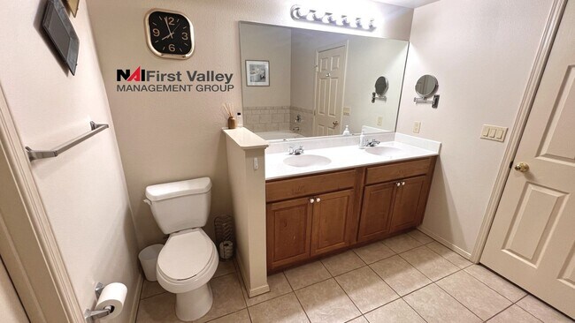 Building Photo - 3 Bedrooms, 2.5 Baths and a Two Car Garage