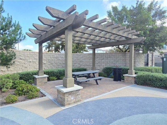 Building Photo - 336 Lantana Dr