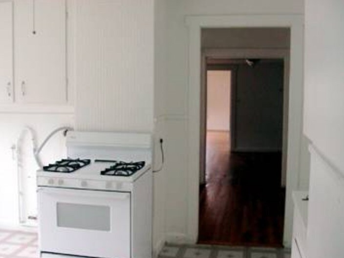 Building Photo - 13 Becket St