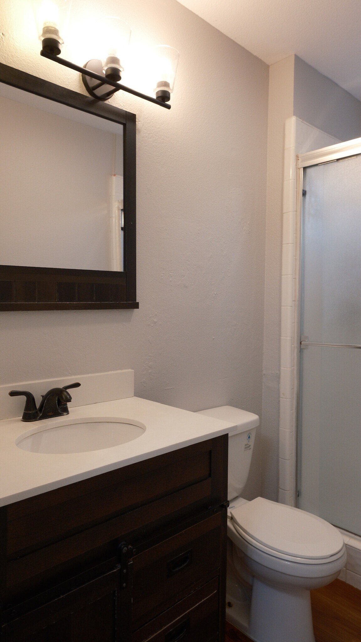 Building Photo - 18555 Collins St