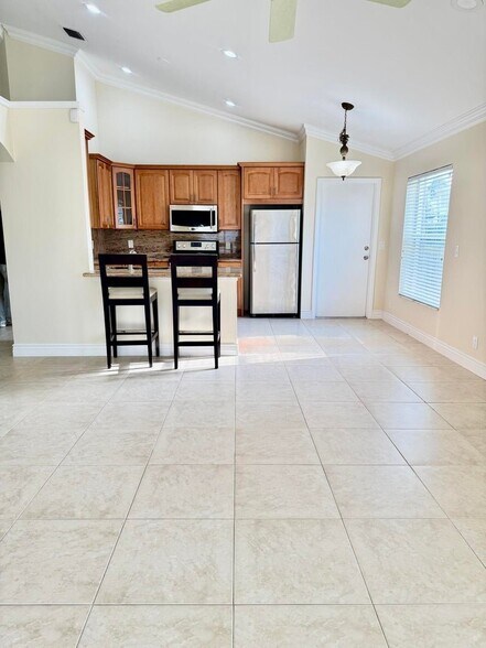 Building Photo - 54 Egret Way