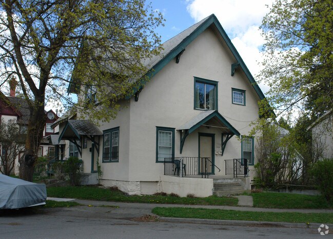 Primary Photo - 317 S Coeur D'alene St