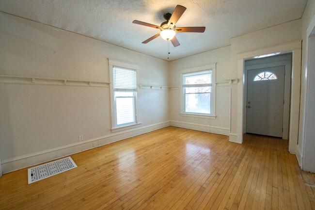 Building Photo - 3410 N Booth St