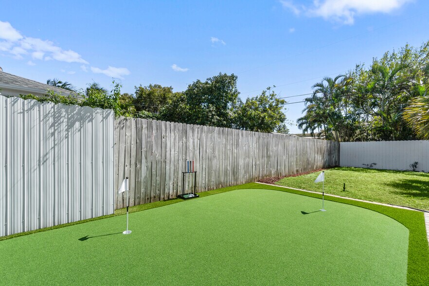 Building Photo - 814 Franklin Rd