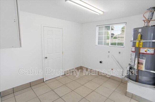 Building Photo - 22080 Alamogordo Rd