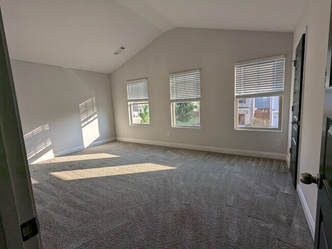 Building Photo - 529 Omnia Ridge Way