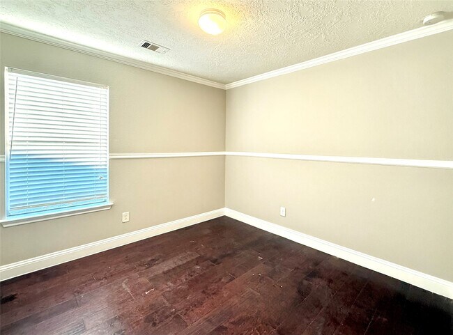 Building Photo - 16026 Arapaho Bend Ln