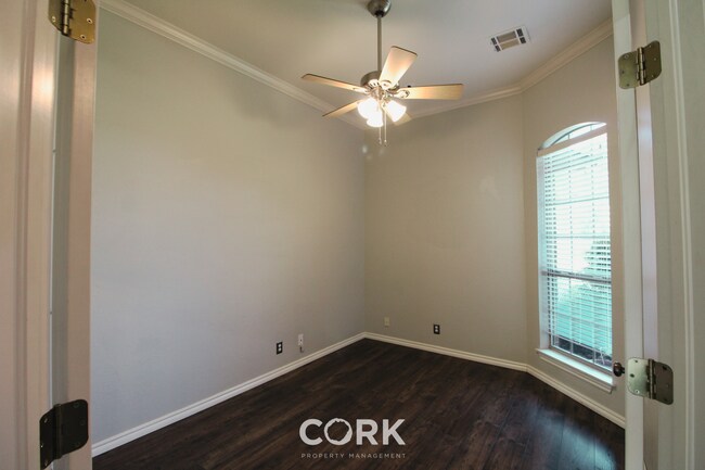 Building Photo - 2808 Stonebrook Rd