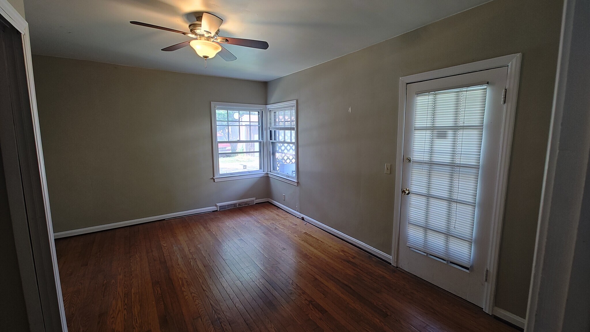 Bedroom 1 - 706 W Kalamazoo Ave