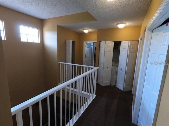 Building Photo - 5450 Bentgrass Dr