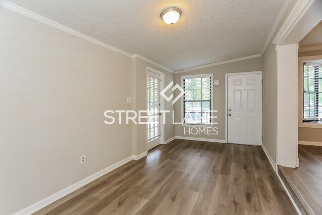 Building Photo - NOW OFFERING THE FIRST FULL MONTH FREE IF ...