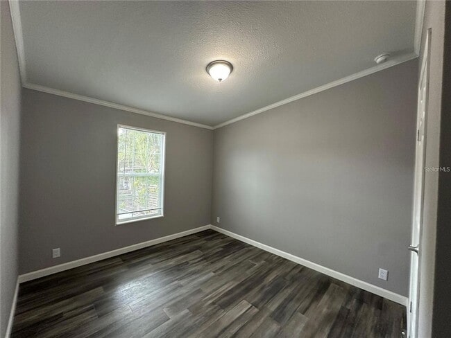 Building Photo - 55744 Holiday Cir