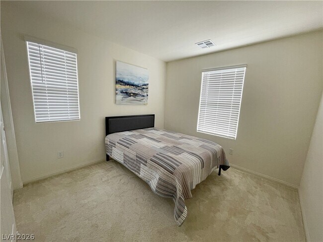 Building Photo - 8520 Little Fox St