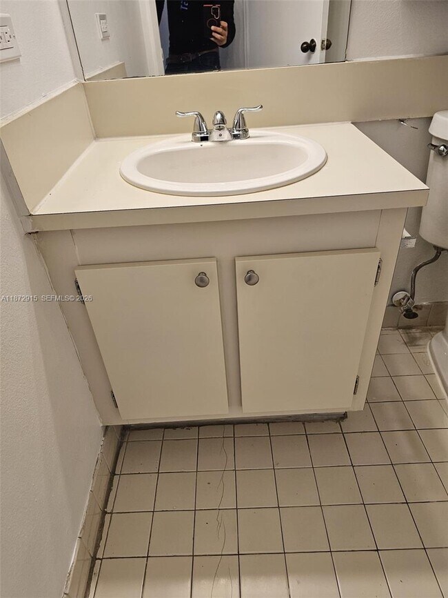 Building Photo - 8290 Lake Dr