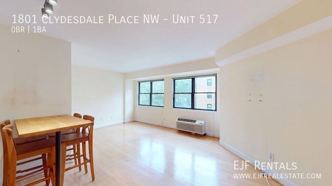 Building Photo - 1801 Clydesdale Pl NW