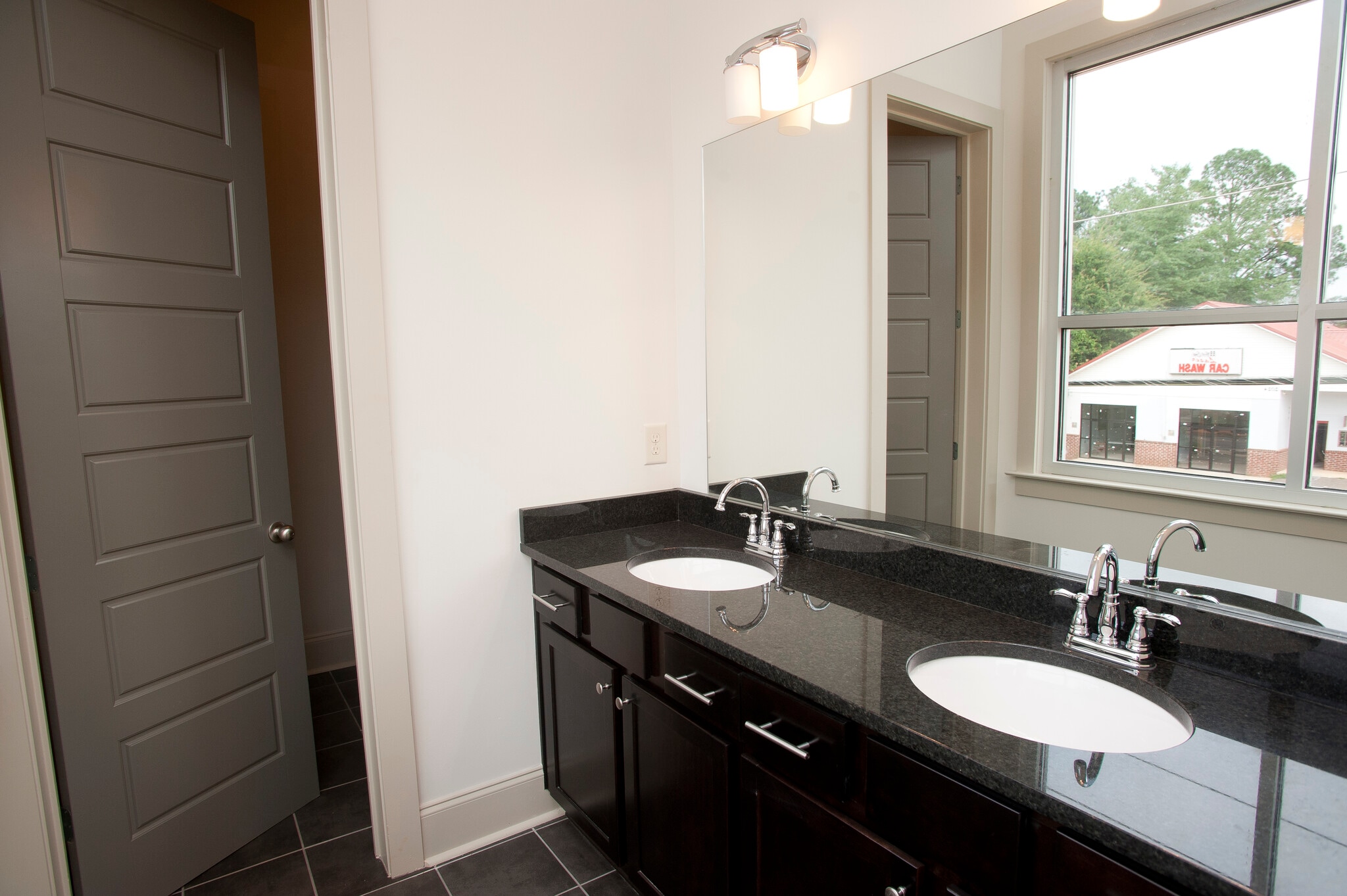 Building Photo - 2005 S Milledge Ave