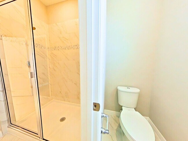 Building Photo - Coming Soon! Gorgeous Townhome For Rent in Horizon West Winter Garden  just west of Disney off th...