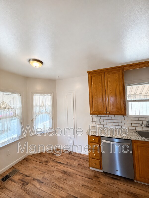 Building Photo - 25 Arreba St
