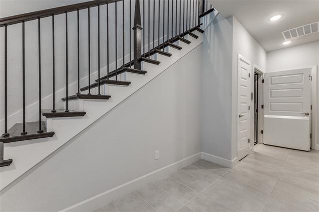 Building Photo - 8230 Callimont Ln