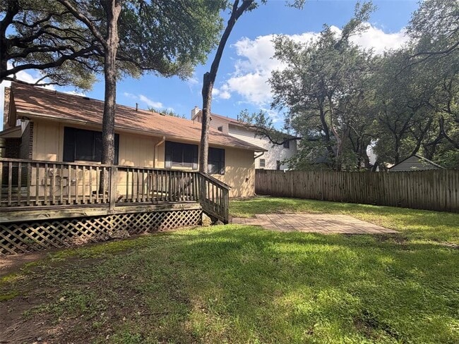 Building Photo - 7422 Dallas Dr