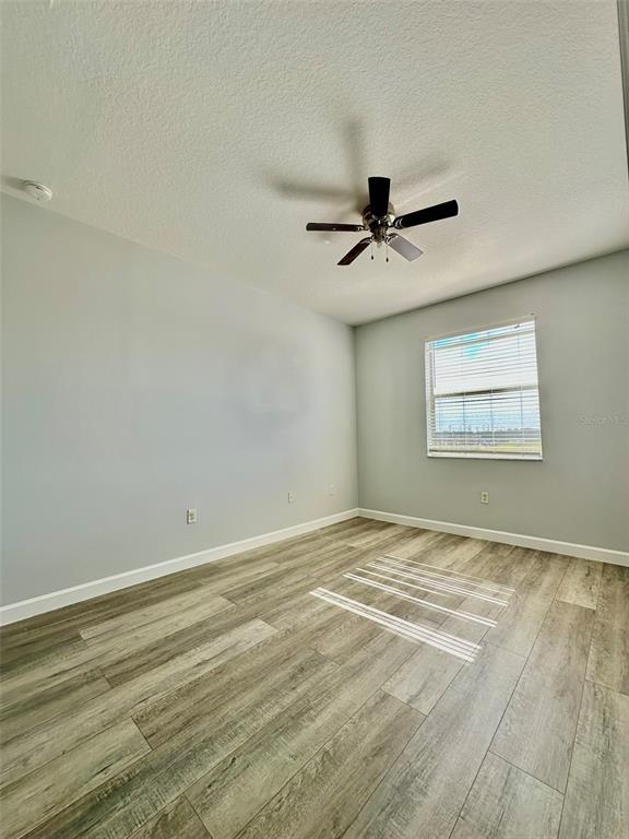 Building Photo - 918 Chelsea Dr