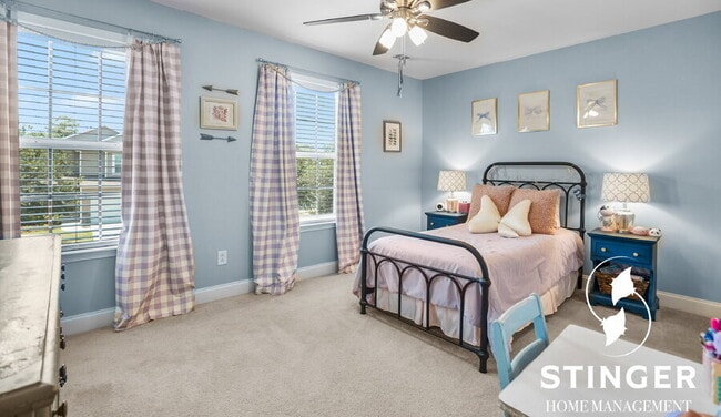 Building Photo - 44 Saluda Way