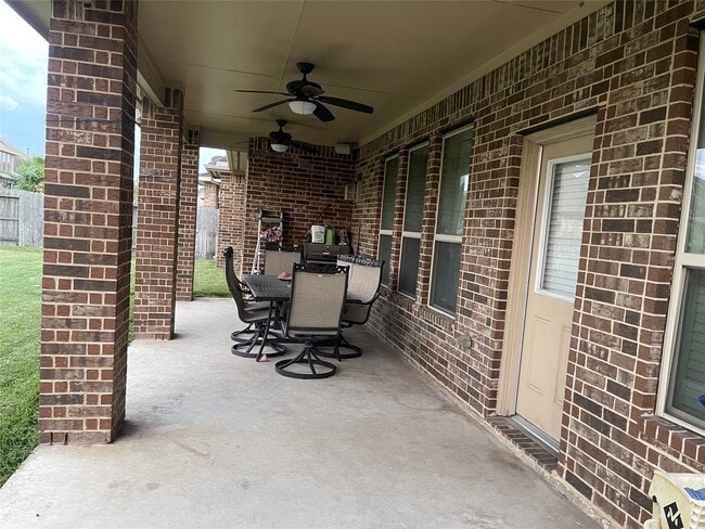 Building Photo - 5130 Stone Island Ct