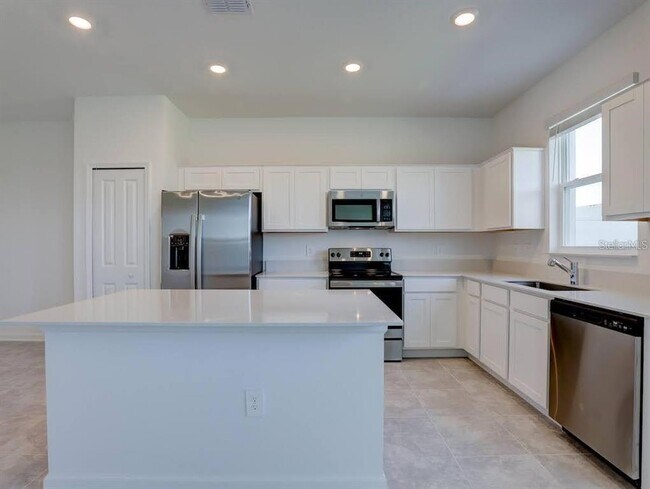 Building Photo - 291 Nine Iron Dr