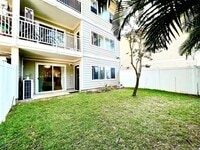 Building Photo - 95-60 Waikalani Dr