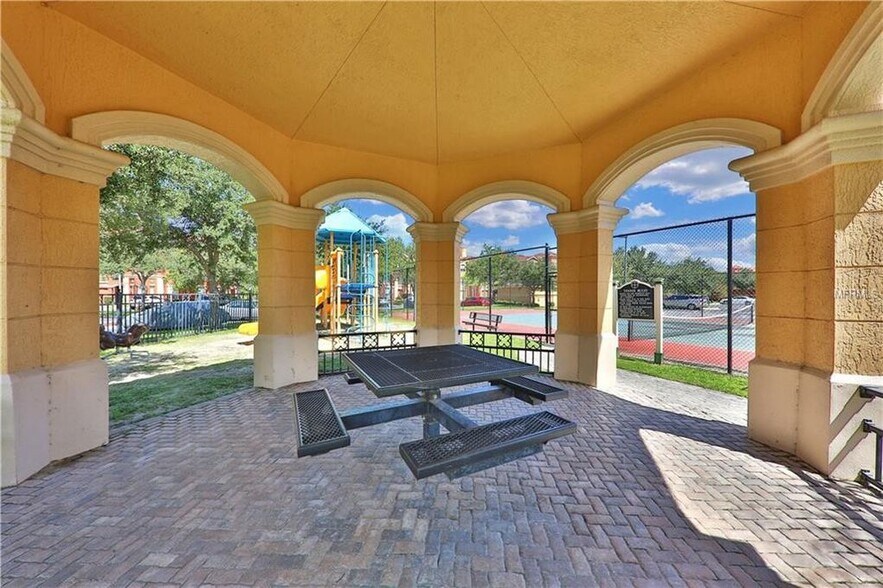 Building Photo - 2755 Via Capri #1235