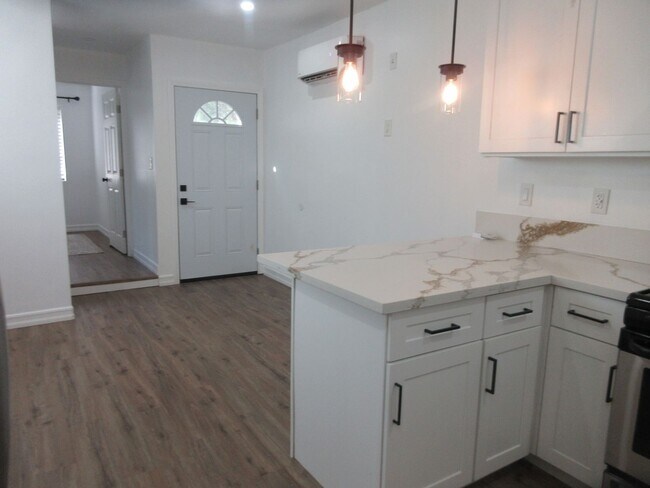 Building Photo - 13343 Herron St