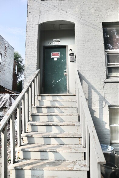 Building Photo - 333 Orange St