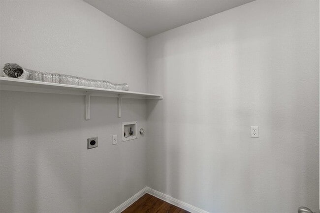 Building Photo - 12920 Snow Ln