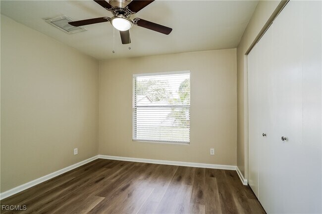 Building Photo - 15860 Willoughby Ln