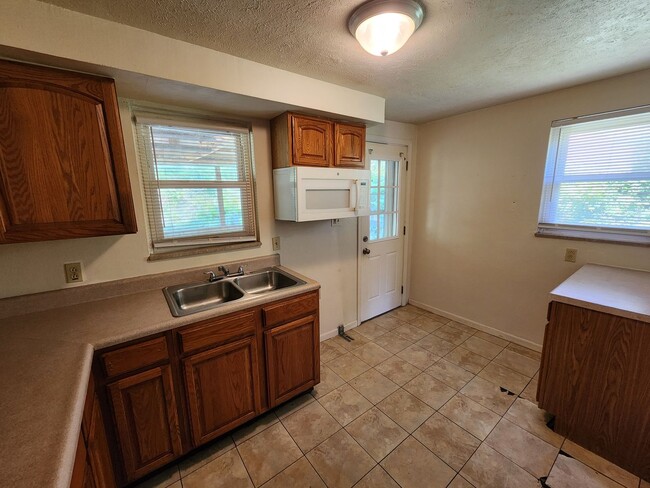 Building Photo - COMING SOON! This is a Lease-to-Own – Not ...