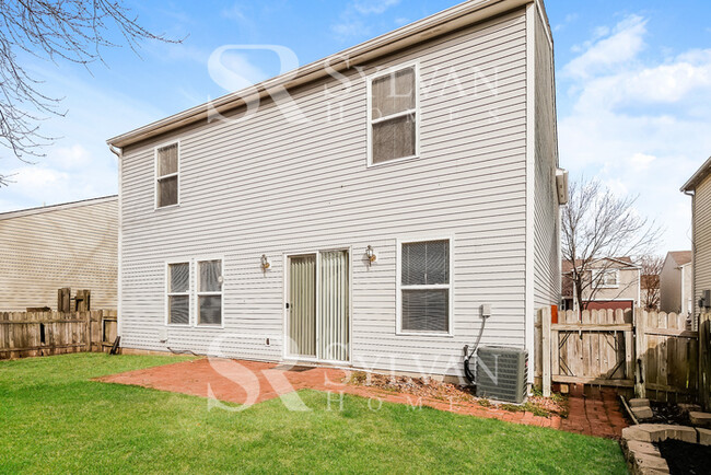 Building Photo - The living is easy in this 3 bedroom, 2.5 ...